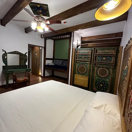 Saint Johns Hill Boutique Ephesus *