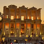 Saint Johns Hill Boutique Ephesus *